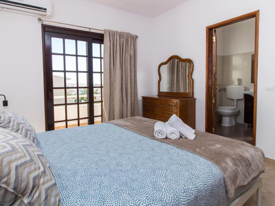 Villa Dogueno- Privat Pool & Privacy & Albufeira Center ภายนอก รูปภาพ